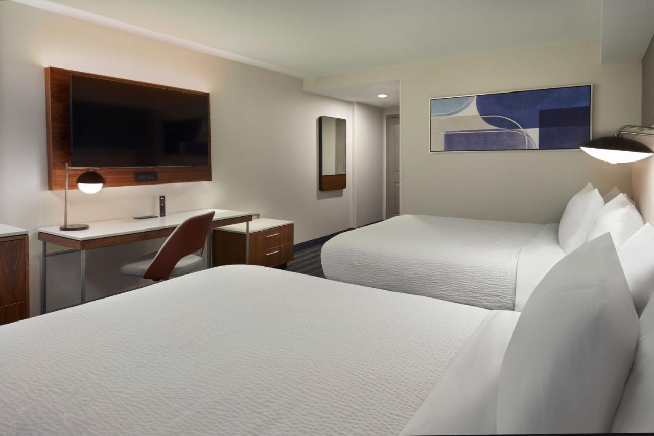 Hotel Courtyard By Marriott Kitchener Exteriér fotografie