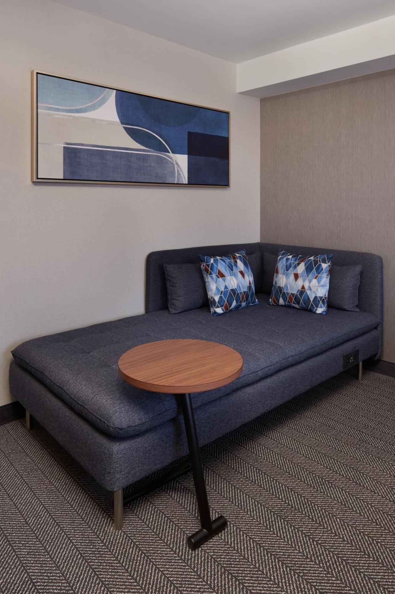 Hotel Courtyard By Marriott Kitchener Exteriér fotografie